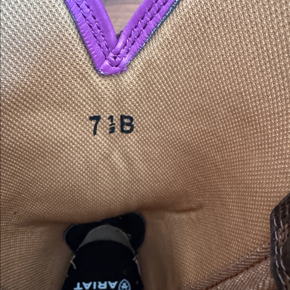 Ariat Brown Leather Western Heeled Boots with Pink Lining - Picture 6 of 8
